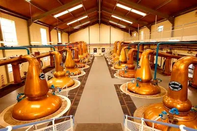 Die kupfernen Pot Stills der Glenfiddich Brennerei